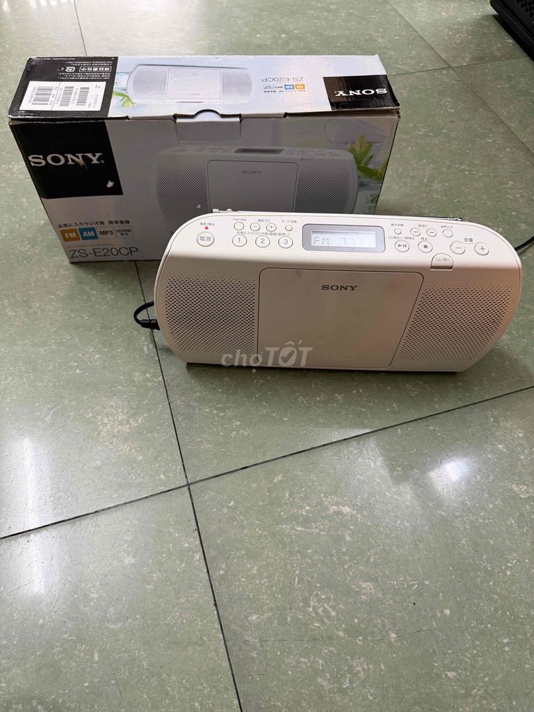 Đài radio CD Sony ZS-E20CP. Mua bán Tivi, Âm thanh tại Thành phố Trà Vinh Trà Vinh được đăng bởi Huỳnh Phạm hình 1