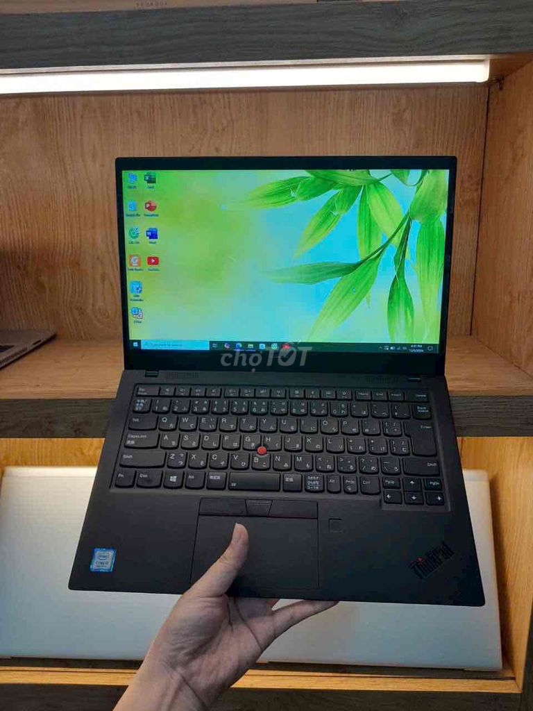 Thinkpad X1 Carbon gen 7 core i5-8250u/14"full HD