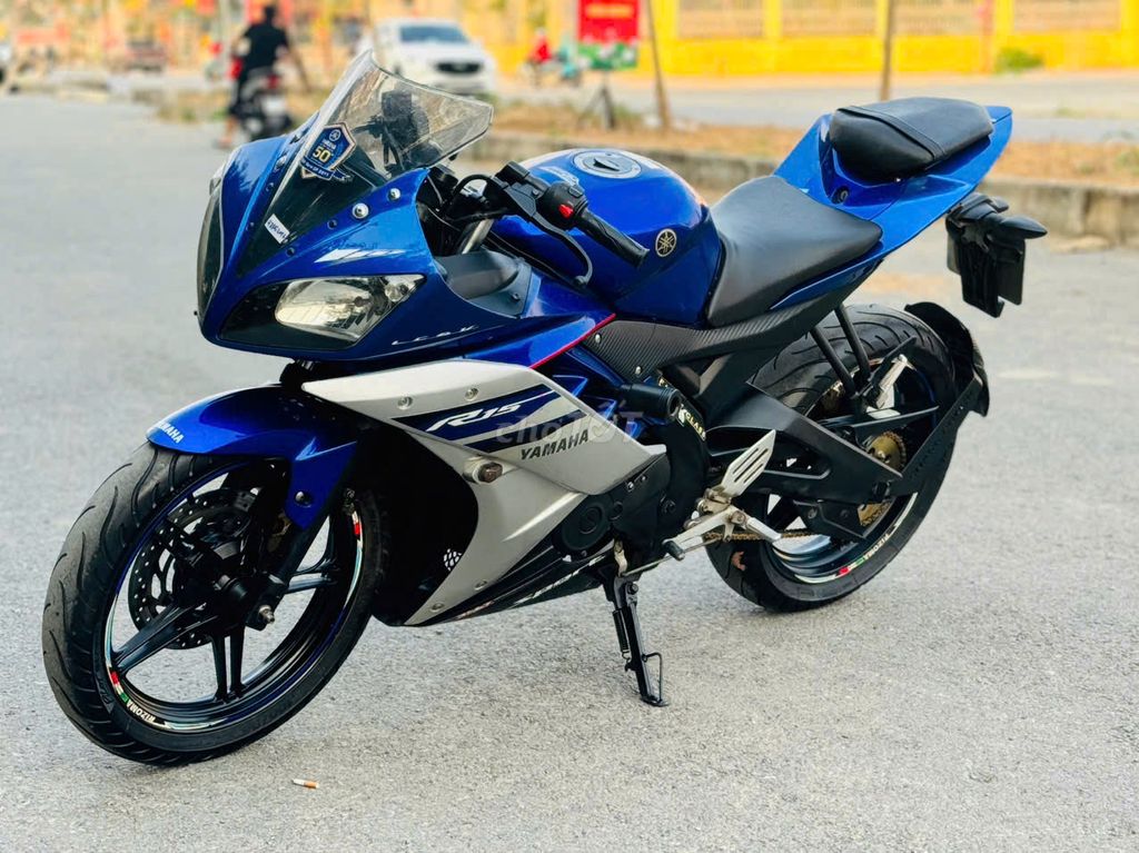 Yamaha R15 V2 Màu xanh Nhập Thái 2018 Máy Bao Zin. Mua bán Xe máy tại Quận Cầu Giấy Hà Nội được đăng bởi Trí Thành hình 1