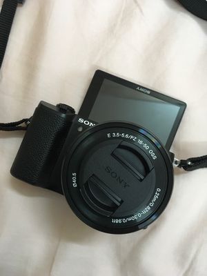Máy Ảnh Sony a5100 kèm lens 16-50mm f/3.5-5.6