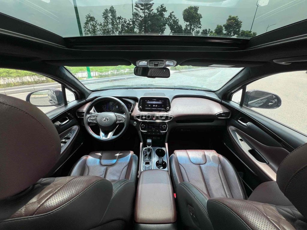 Hyundai Santa Fe 2019 2.2L AT 4WD - 90000 km. Mua bán Ô tô tại Quận Long Biên Hà Nội được đăng bởi Le hao hình 12