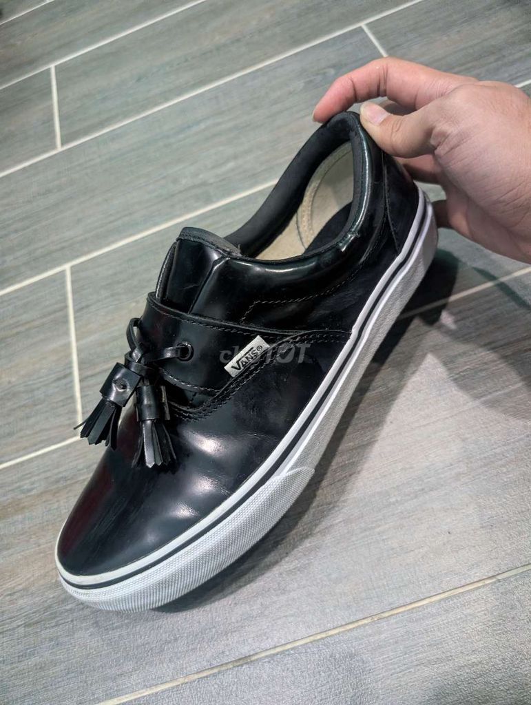 Giày lười Vans Nam Đen Size 41-42. Mua bán Giày dép tại Quận Bình Thạnh Tp Hồ Chí Minh được đăng bởi Tên chưa cung cấp hình 1