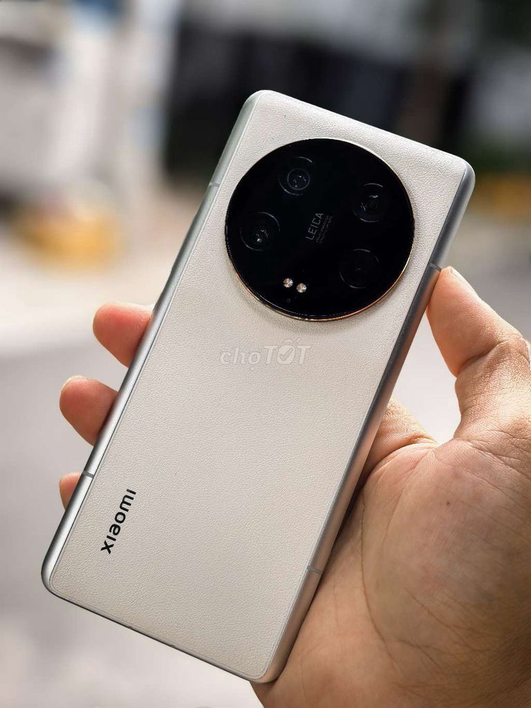 Xiaomi 13 Ultra 12GB/256GB Bạc Đã sử dụng. Mua bán Điện thoại tại Thành phố Long Xuyên An Giang được đăng bởi Bơ Store  Điện thoại xách tay hình 1