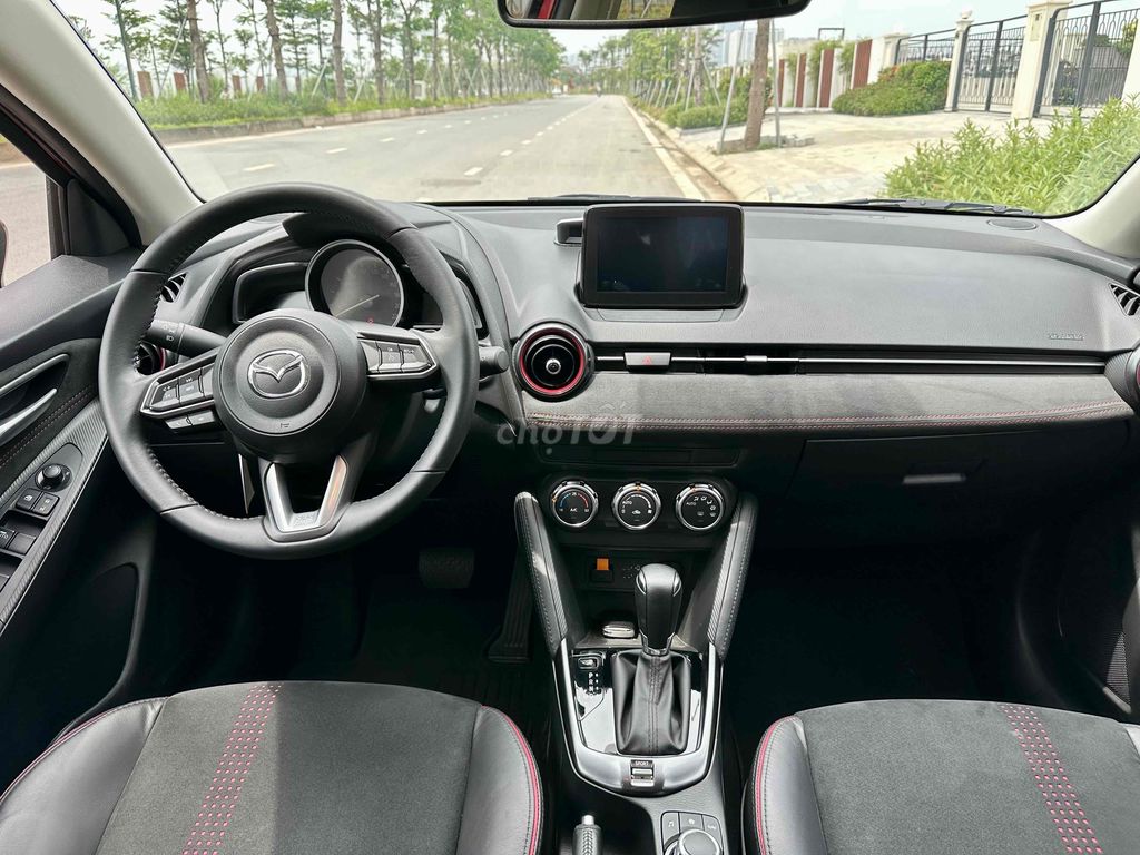 Mazda 2 2024 Sport Luxury - 5000 km. Mua bán Ô tô tại Quận Bắc Từ Liêm Hà Nội được đăng bởi Hùng Ngần hình 16