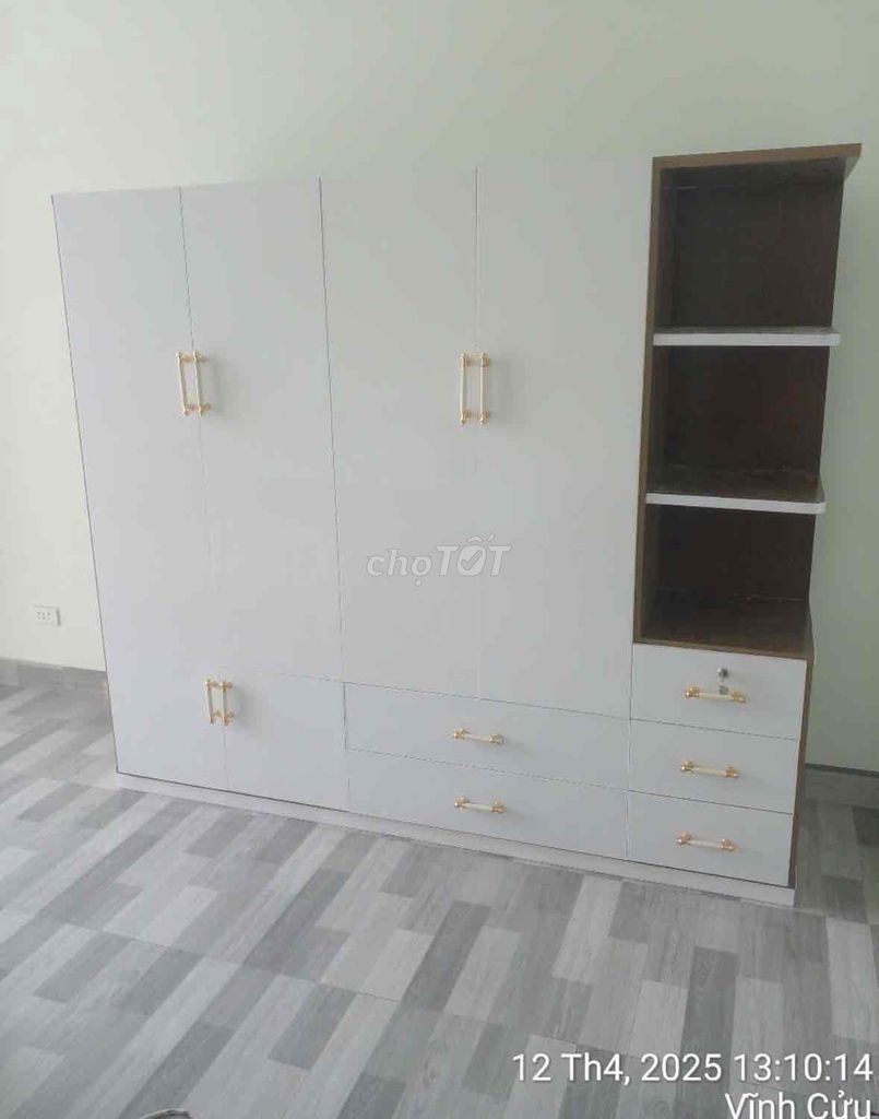 Tủ 4 cánh 1 kệ màu y hình. Mua bán Tủ, kệ gia đình tại Quận 12 Tp Hồ Chí Minh được đăng bởi Hong Le hình 1