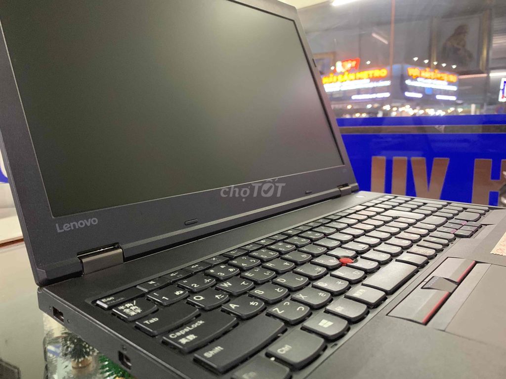 Laptop Lenovo thinkpad L570 i5-6200u/4Gb/180Gb/15.