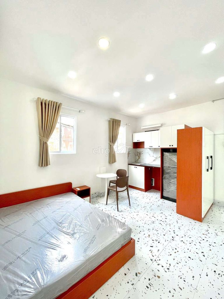 PHÒNG STUDIO ĐƯỜNG NGUYỄN BỈNH KHIÊM Q1