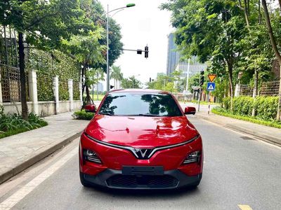 VinFast VF6 2024 Plus bản full ko bị cắt option. Mua bán Ô tô tại Quận Cầu Giấy Hà Nội được đăng bởi MYCAR EV