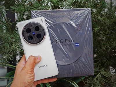 Vivo X200 Pro Trắng 16.512Gb 99% Fullbox Pin 100