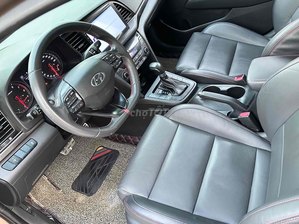 Hyundai Elantra 2019 1.6AT Sport - 80000 km. Mua bán Ô tô tại Quận Hoàng Mai Hà Nội được đăng bởi Đức Quyết hình 7