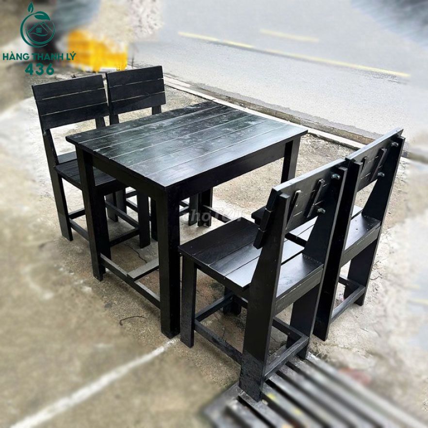 Bộ Bàn Ghế Cafe Gỗ Tự Nhiên Đen Đẹp 99%. Mua bán Bàn ghế tại Quận 4 Tp Hồ Chí Minh được đăng bởi Hàng thanh lý 436 hình 1