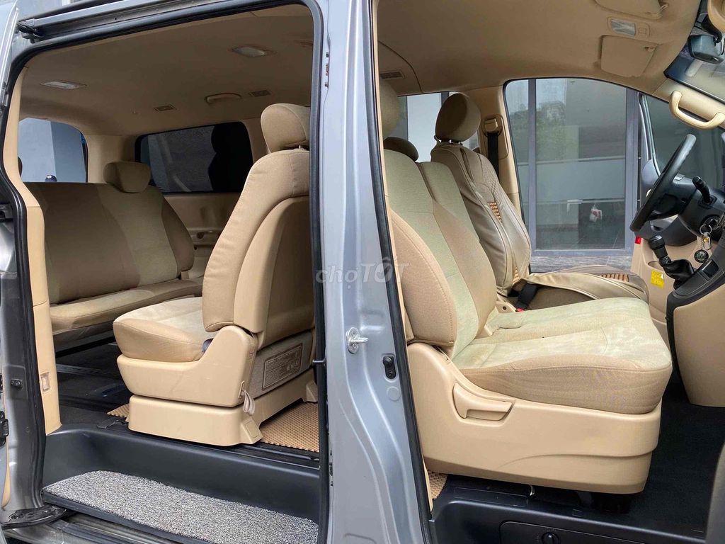 Hyundai Grand Starex 2014 - 9 chỗ. Mua bán Ô tô tại Quận Hà Đông Hà Nội được đăng bởi Hiệp Xoăn Hà Đông hình 11