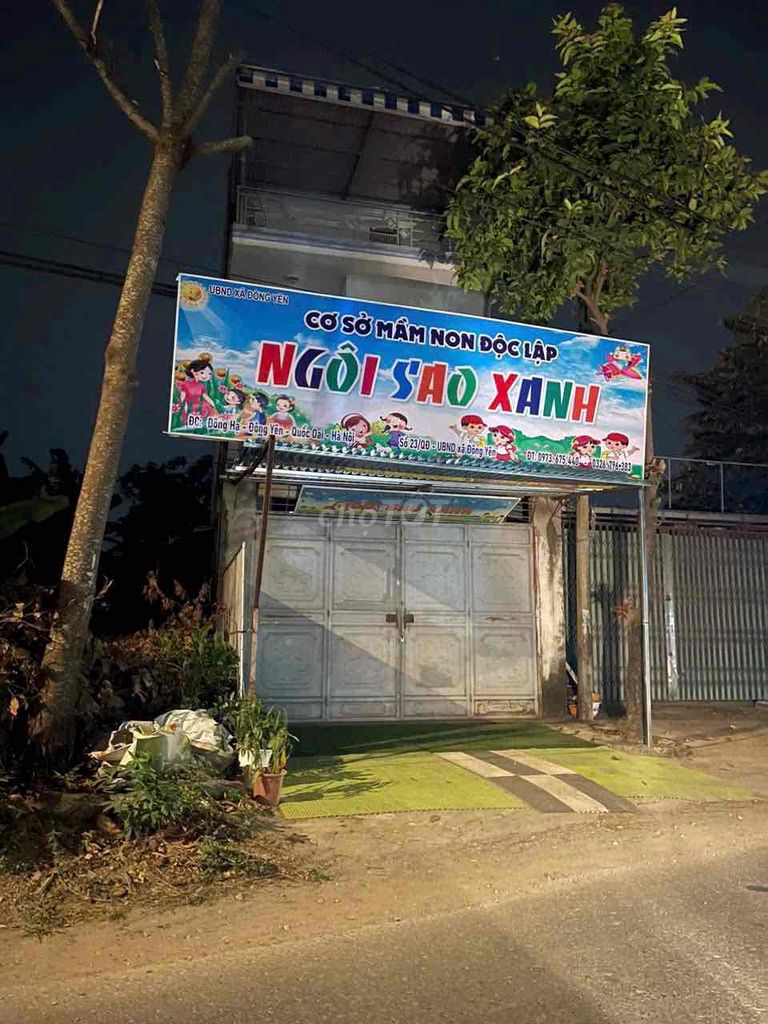 Cho thuê nhà 3 tầng + sân vườn