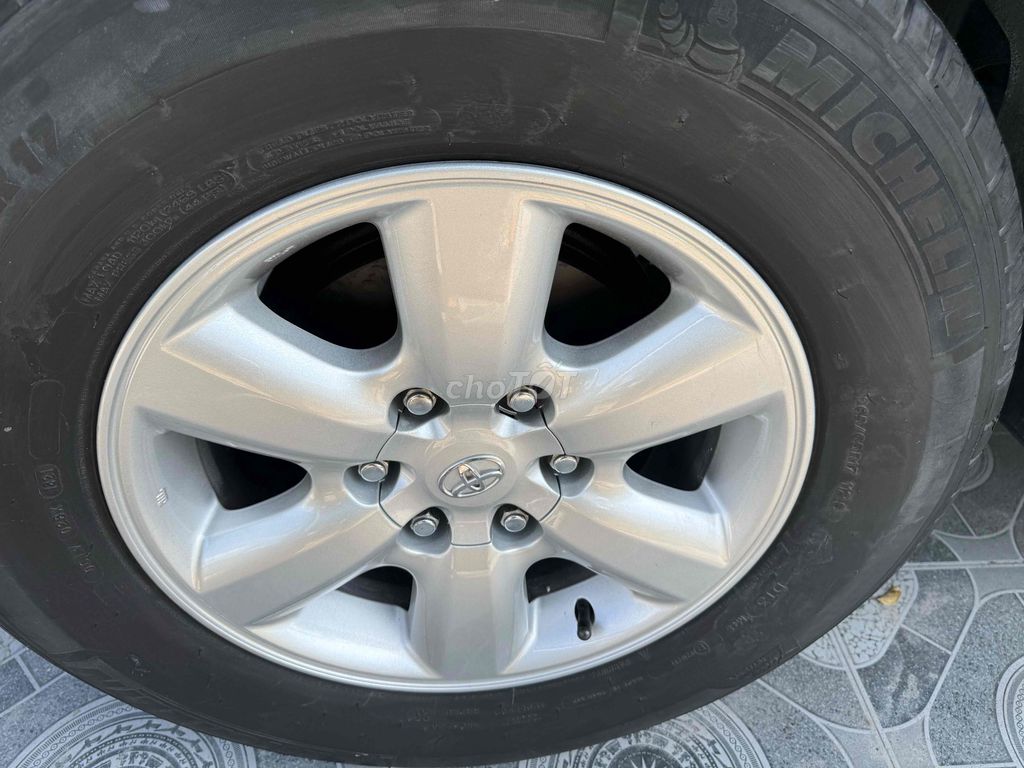 Toyota Fortuner máy dầu số sàn. Mua bán Ô tô tại Quận Cái Răng Cần Thơ được đăng bởi HÙNG NGUYỄN hình 10