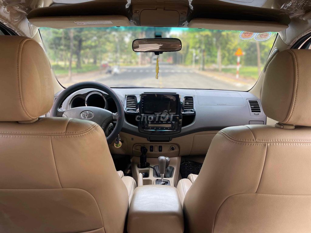 Toyota Fortuner 2011 2 Cầu Máy Xăng Bao Sang Tên. Mua bán Ô tô tại Quận Gò Vấp Tp Hồ Chí Minh được đăng bởi Em Quang Xe Lướt hình 10