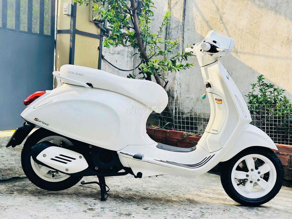 Piaggio Vespa Primavera 125CC 3VAL IE 2015 Белый