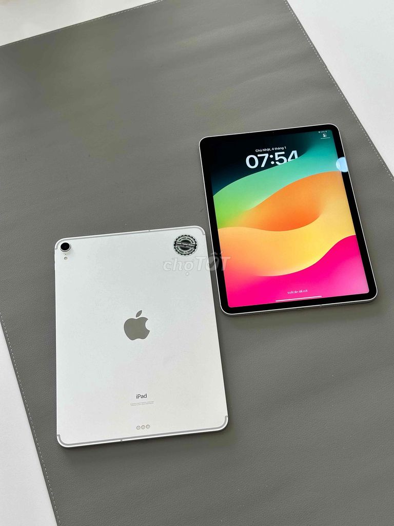Apple iPad Pro 2018 11 inch 64GB. Mua bán Máy tính bảng tại Thành phố Cà Mau Cà Mau được đăng bởi Thanh phong  hình 1