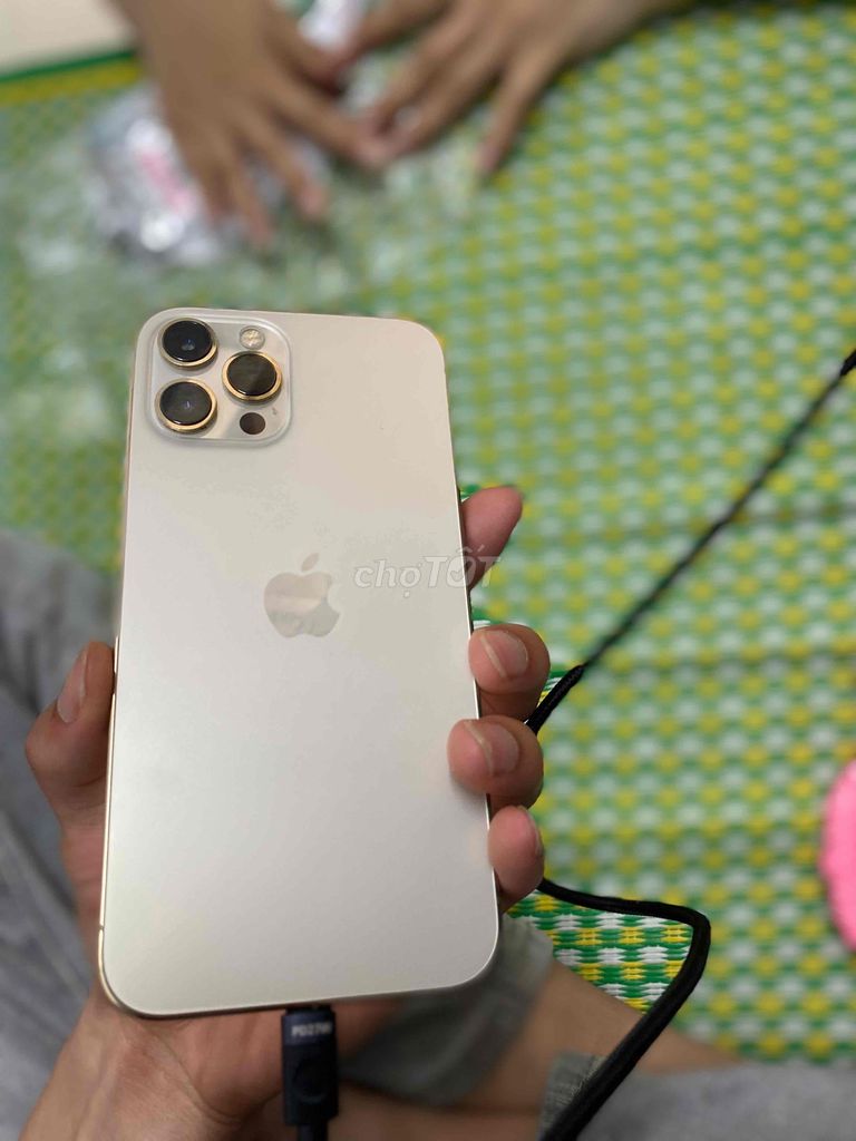 Apple iPhone 12 Pro Max 128GB Vàng. Mua bán Điện thoại tại Thị xã Duy Tiên Hà Nam được đăng bởi Thanh Sơn hình 1