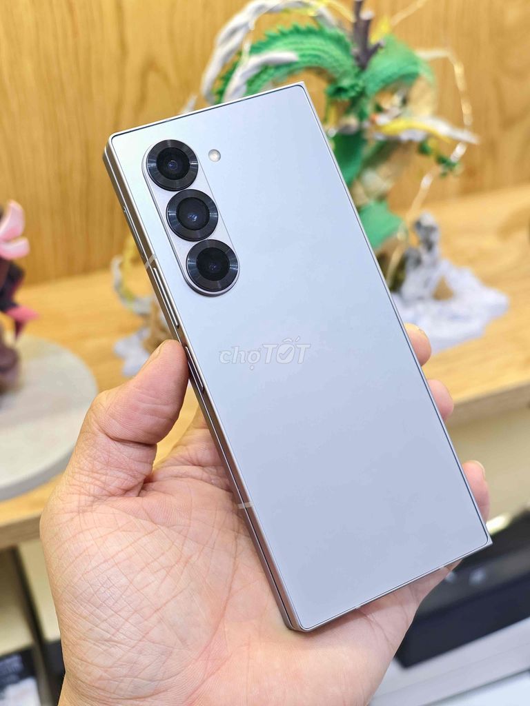 Samsung ZFold 6 256GB Bạc 98.5%. Mua bán Điện thoại tại Quận 10 Tp Hồ Chí Minh được đăng bởi Khánh Trần hình 1