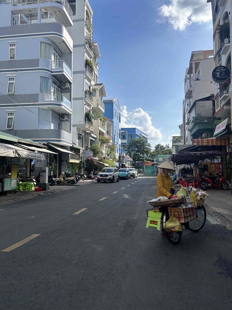 BÁN MTKD QUẬN 5- NGAY NGUYỄN VĂN CỪ Q.1- ĐƯỜNG RỘNG 16M- PHÁP LÝ CHUẨN