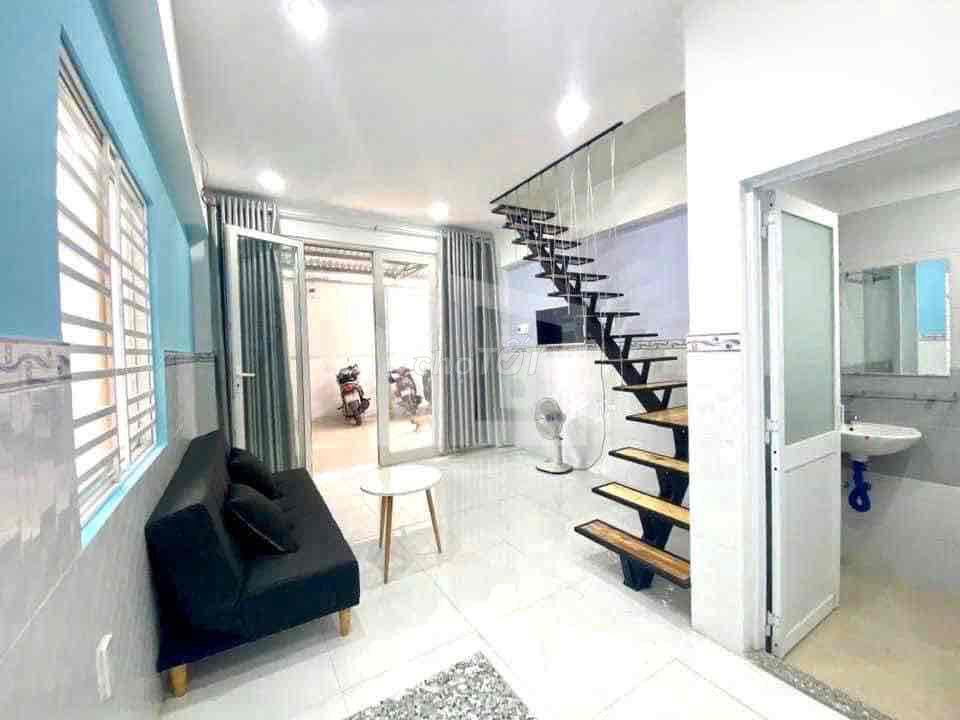 Rent · 2 bd · 35 м² · Quận Tân Bình, ул. Đường Cộng Hoà