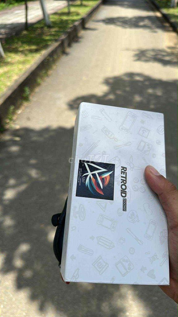 Máy chơi game Retroid Pocket Đỏ Mới. Mua bán Thiết bị chơi game tại Huyện Thạch Thất Hà Nội được đăng bởi Nguyen Kim Dong hình 1