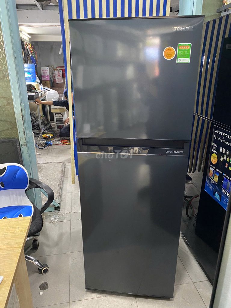 Tủ lạnh Toshiba 233L Inverter GR-RT303WE-PMV. Mua bán Tủ lạnh tại Quận Bình Thạnh Tp Hồ Chí Minh được đăng bởi QUANG PHÁT hình 1