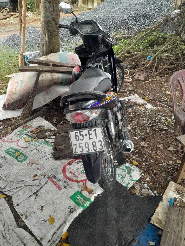 Nhà dư con xe chia lạ cho ae. Mua bán Xe máy tại Huyện Phong Điền Cần Thơ được đăng bởi Phong Dang Thanh hình 2