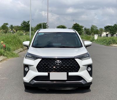 Cần bán xe Toyota Veloz sản xuất 2022 CVT