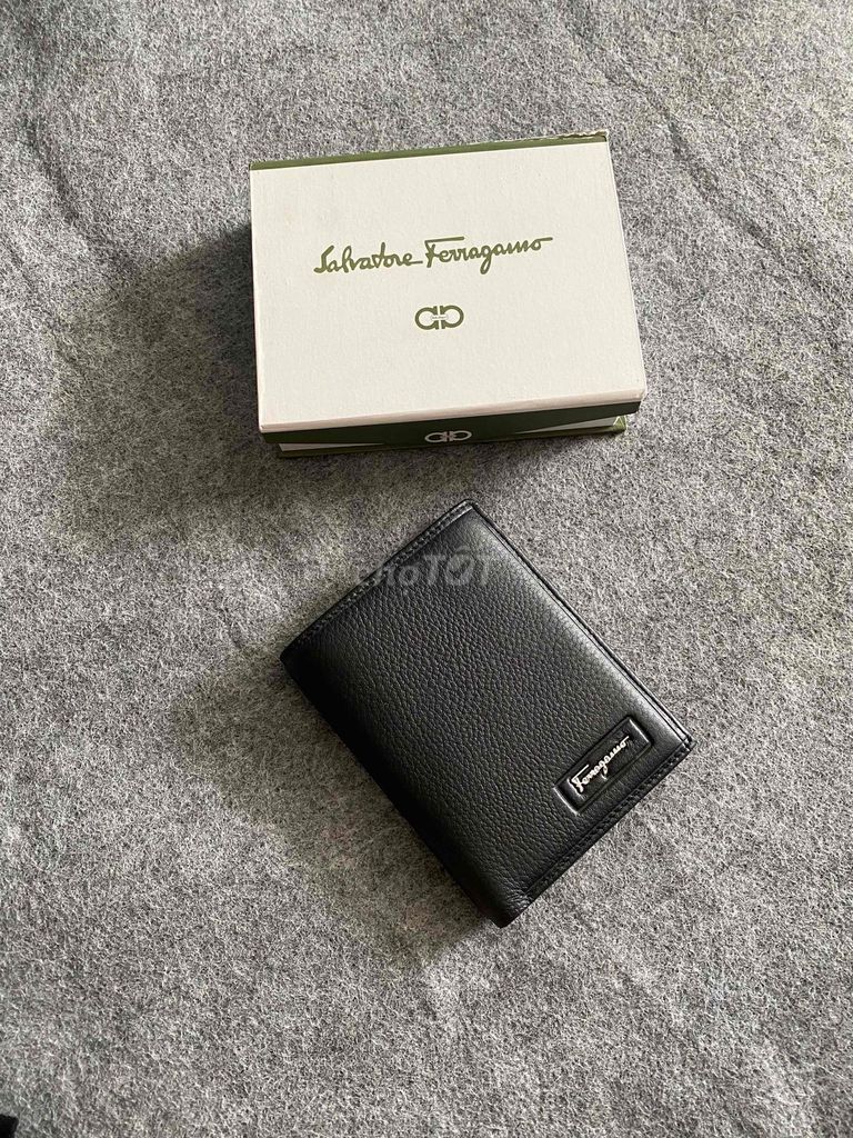 Ví da nam Salvatore Ferragamo Da bò Đen. Mua bán Túi xách tại Huyện Chương Mỹ Hà Nội được đăng bởi Store Nguyễn Thắng Thời Trang Nam hình 1