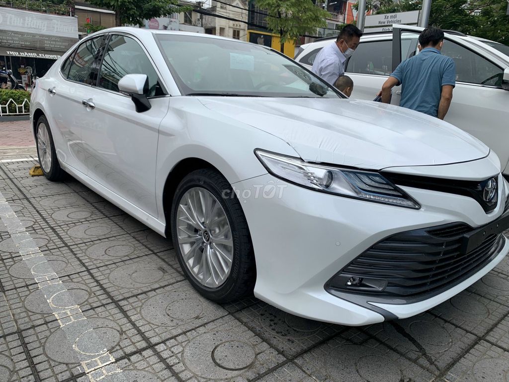 Toyota Camry 2021 2.5Q - 70000 km. Mua bán Ô tô tại Quận Hải An Hải Phòng được đăng bởi Hoàng thị thùy hình 2