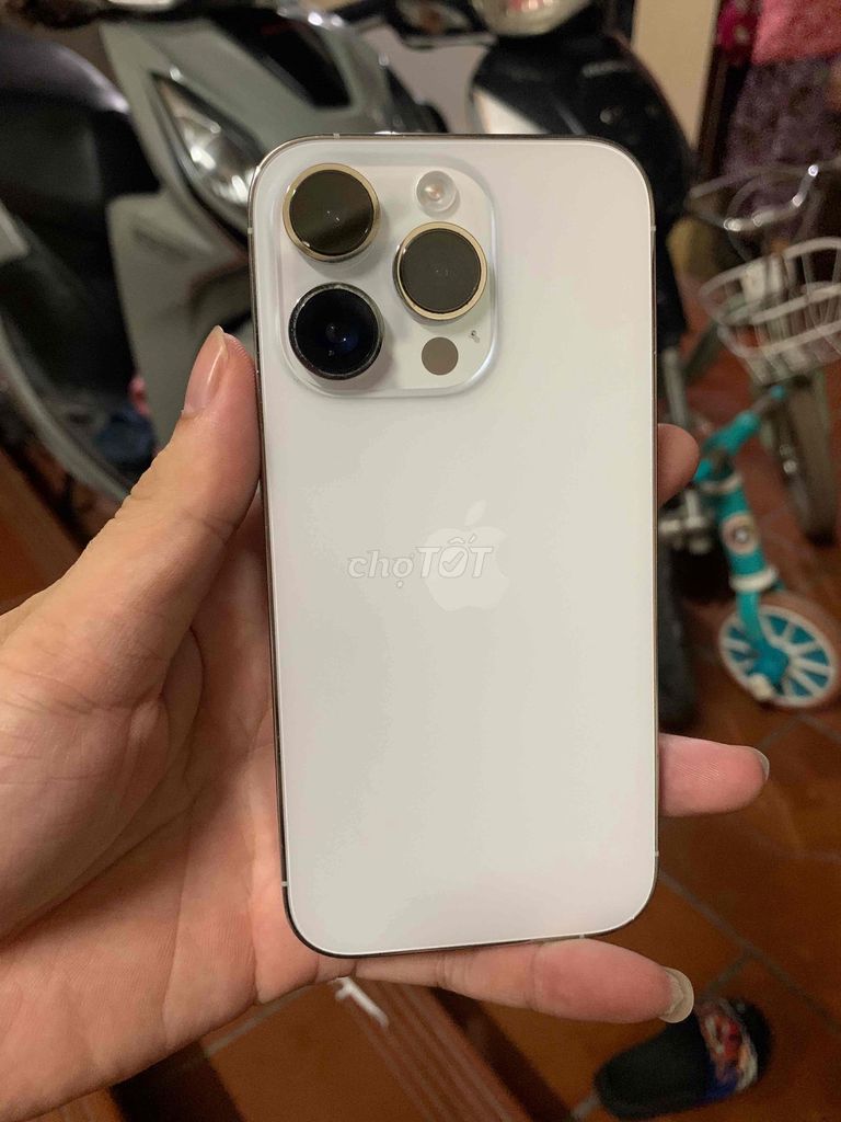 Apple iPhone 14 Pro 128GB Trắng 80%. Mua bán Điện thoại tại Quận Hà Đông Hà Nội được đăng bởi Công Trường Vinhome hình 1