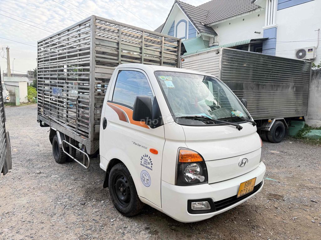 Hyundai H150 2022 thùng gia cầm 3m1 tải 1tấn2 zin. Mua bán Xe tải, xe ben tại Thành phố Thuận An Bình Dương được đăng bởi Diễm Phúc Ô Tô hình 2