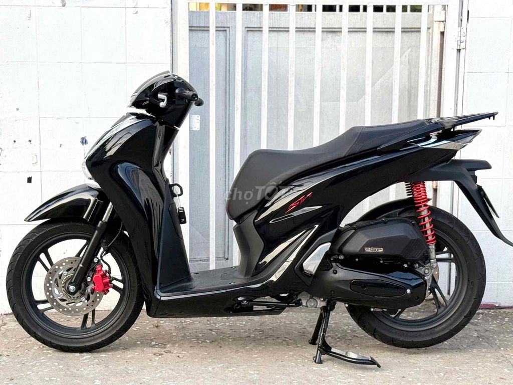 Honda SH 125i ABS 2024 Черный шар bstp 9master на имя