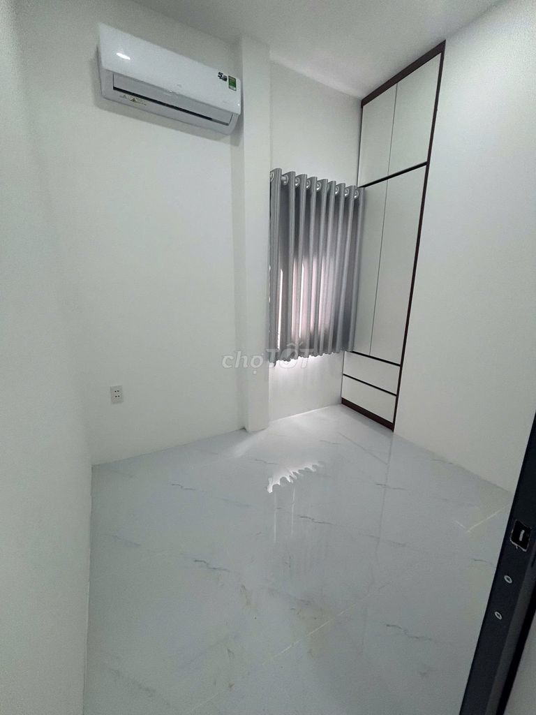Nhà 2PN 2Tầng Hoàng Xuân Nhị - Âu Cơ 2,6 tỷ