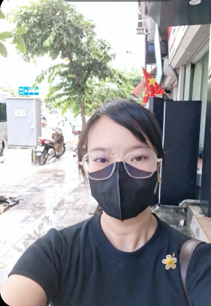 Bán nhà 70m² Đông Mỹ, 5 tầng, ô tô đỗ cổng