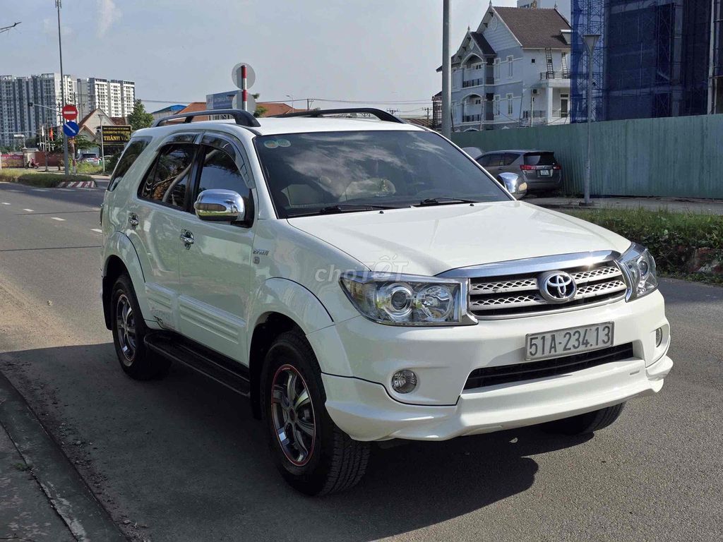 Toyota Fortuner 2011 2.7V - 86123 km. Mua bán Ô tô tại Quận 12 Tp Hồ Chí Minh được đăng bởi Dương hoàng hiệp hình 3