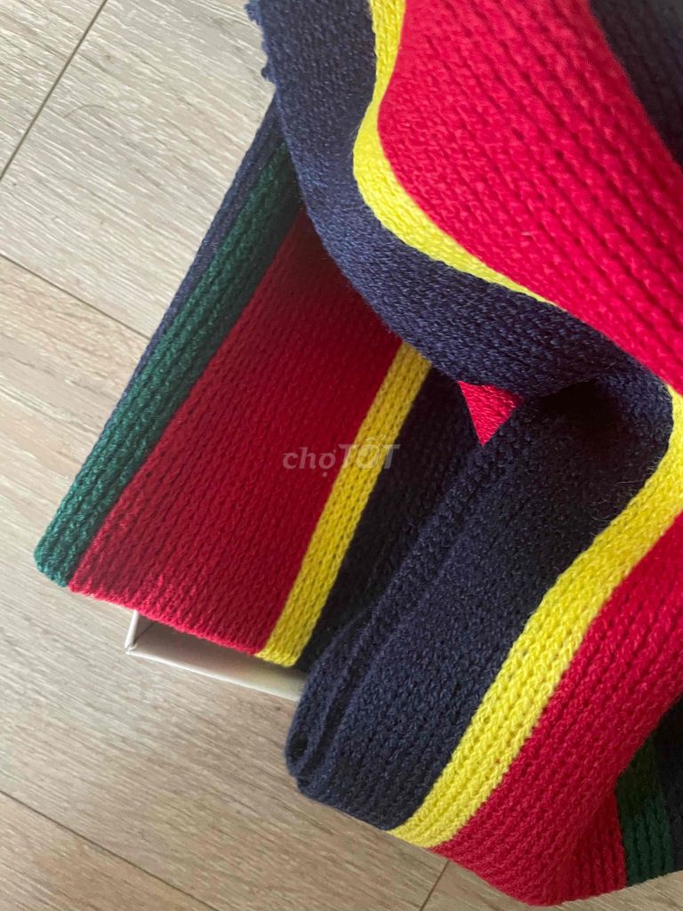 Khăn len Nhật Bản Đỏ, vàng, xanh. Mua bán Phụ kiện thời trang khác tại Quận Hà Đông Hà Nội được đăng bởi Thảo đặng hình 1