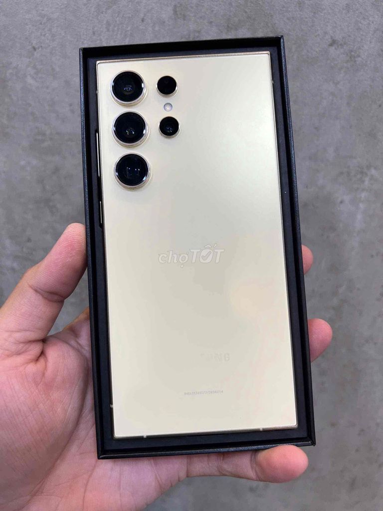 Samsung Galaxy S24 Ultra 256GB Vàng Chính Hãng 99%. Mua bán Điện thoại tại Quận 8 Tp Hồ Chí Minh được đăng bởi TRƯỜNG MOBILE  hình 1
