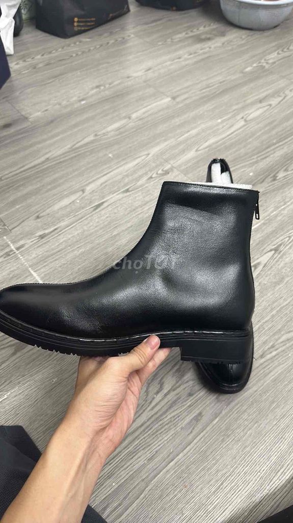 Giày boot nam da thật đen size 41. Mua bán Giày dép tại Quận Thanh Xuân Hà Nội được đăng bởi Trần Văn Hoàng hình 1