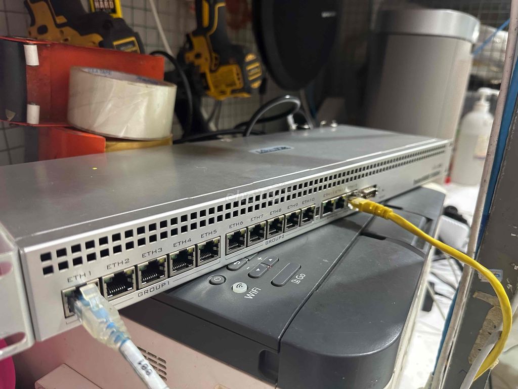 Thiết Bị Mạng Router Mikrotik RB1100AHx4 hàng cũ