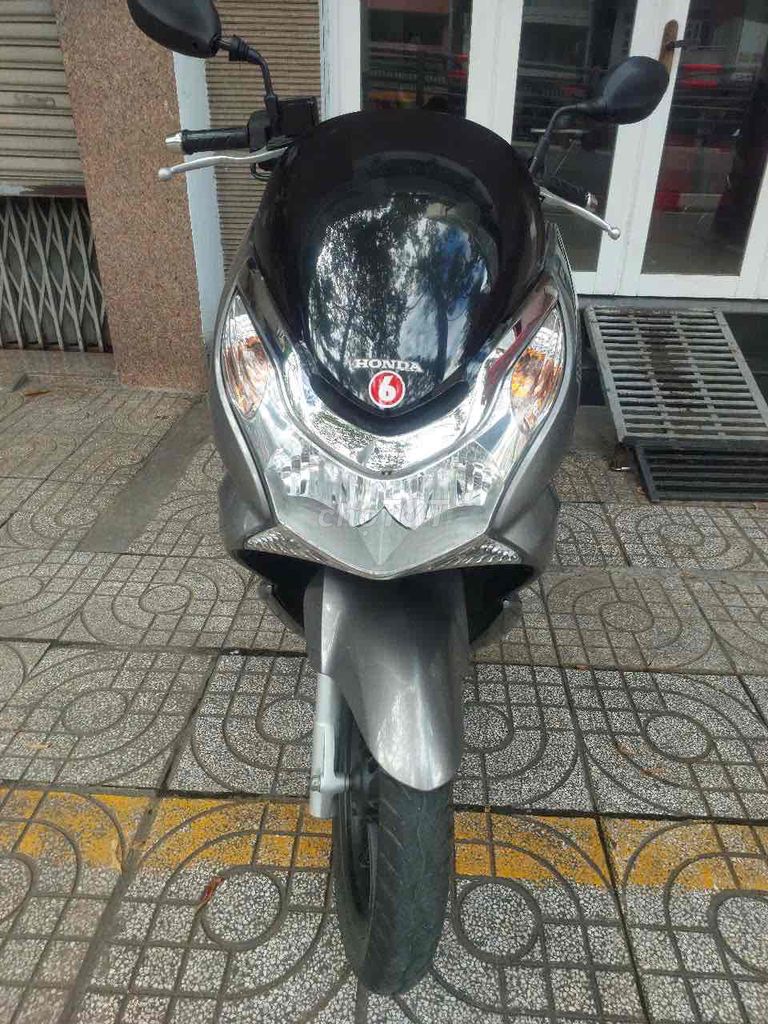 Honda PCX 125 thailand 2011. Mua bán Xe máy tại Quận 11 Tp Hồ Chí Minh được đăng bởi Thành Mazda  hình 1