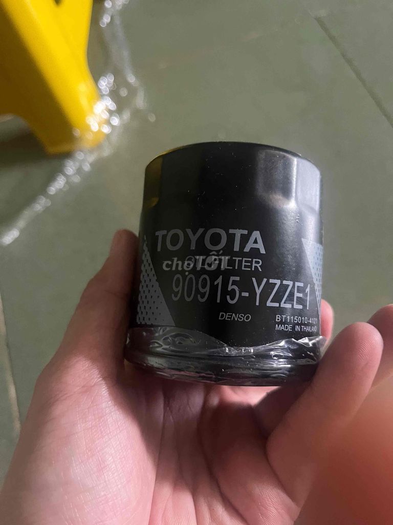 Lọc dầu ô tô Toyota 90915-YZZE1 Đen. Mua bán Phụ tùng xe tại Huyện Hóc Môn Tp Hồ Chí Minh được đăng bởi Q trần hình 4