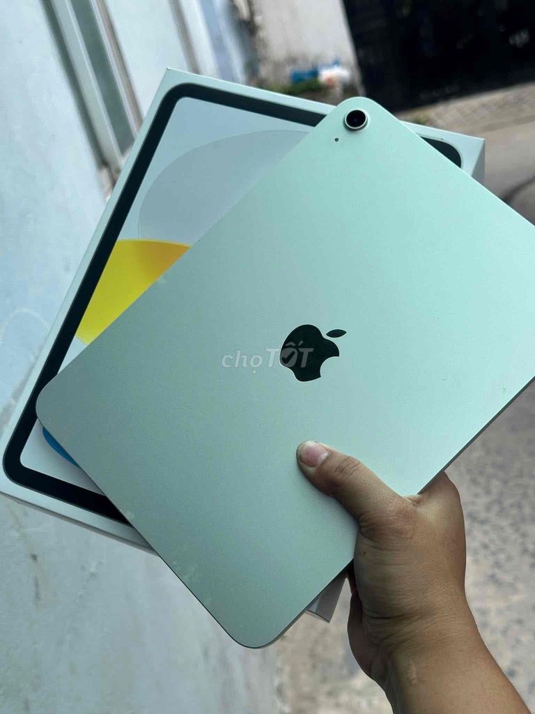 Apple iPad Gen 11 128GB Bạc. Mua bán Máy tính bảng tại Quận 4 Tp Hồ Chí Minh được đăng bởi Trâm Em hình 1