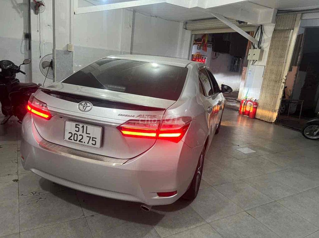 Toyota Corolla Altis 2018 1.8G CVT - 126000 km. Mua bán Ô tô tại Quận 11 Tp Hồ Chí Minh được đăng bởi Hanh hình 14