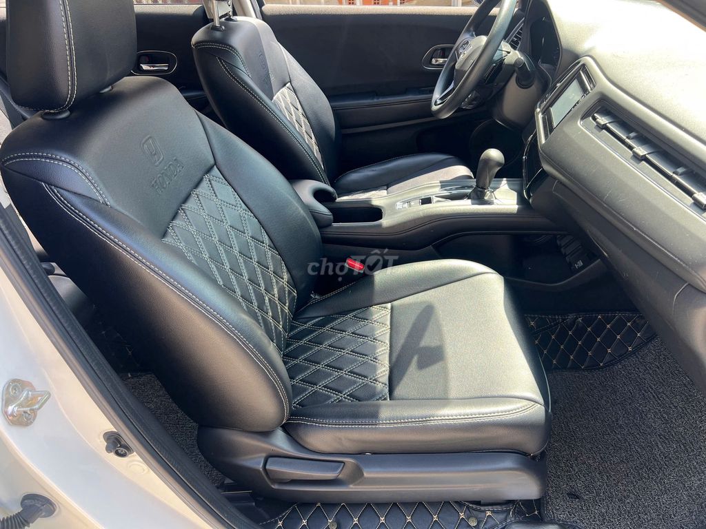 Honda HRV 2018 xe đẹp bảo dưỡng full hãng. Mua bán Ô tô tại Thành phố Biên Hòa Đồng Nai được đăng bởi Thái Phạm hình 15