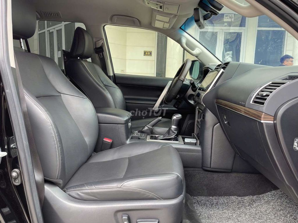 TOYOTA HÀ ĐÔNG bán Prado VX 2.7L - 6,6 vạn full LS. Mua bán Ô tô tại Quận Hà Đông Hà Nội được đăng bởi Toyota Hà Đông hình 7
