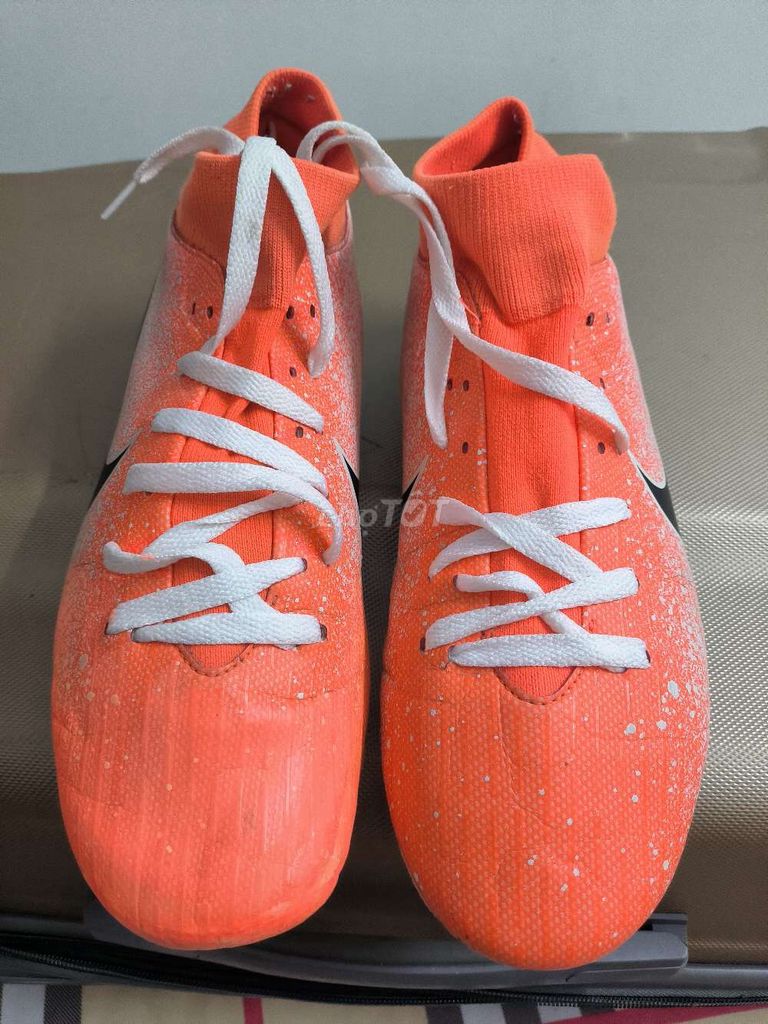 Giày đá bóng Nike Mercurial Nam Cam Trắng. Mua bán Đồ thể thao, Dã ngoại tại Quận Tân Bình Tp Hồ Chí Minh được đăng bởi Thach hình 1