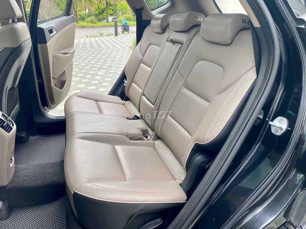 HUYNDAI TUCSSON ĐẶC BIỆT RẤT MỚI. Mua bán Ô tô tại Quận Long Biên Hà Nội được đăng bởi DUONGMINH AUTO  hình 15