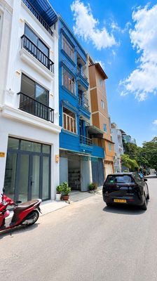HẺM Ô TÔ 8M, 4 TẦNG 3 PHÒNG NGỦ 3WC, NGAY SIÊU THỊ EMART PHAN VĂN TRỊ